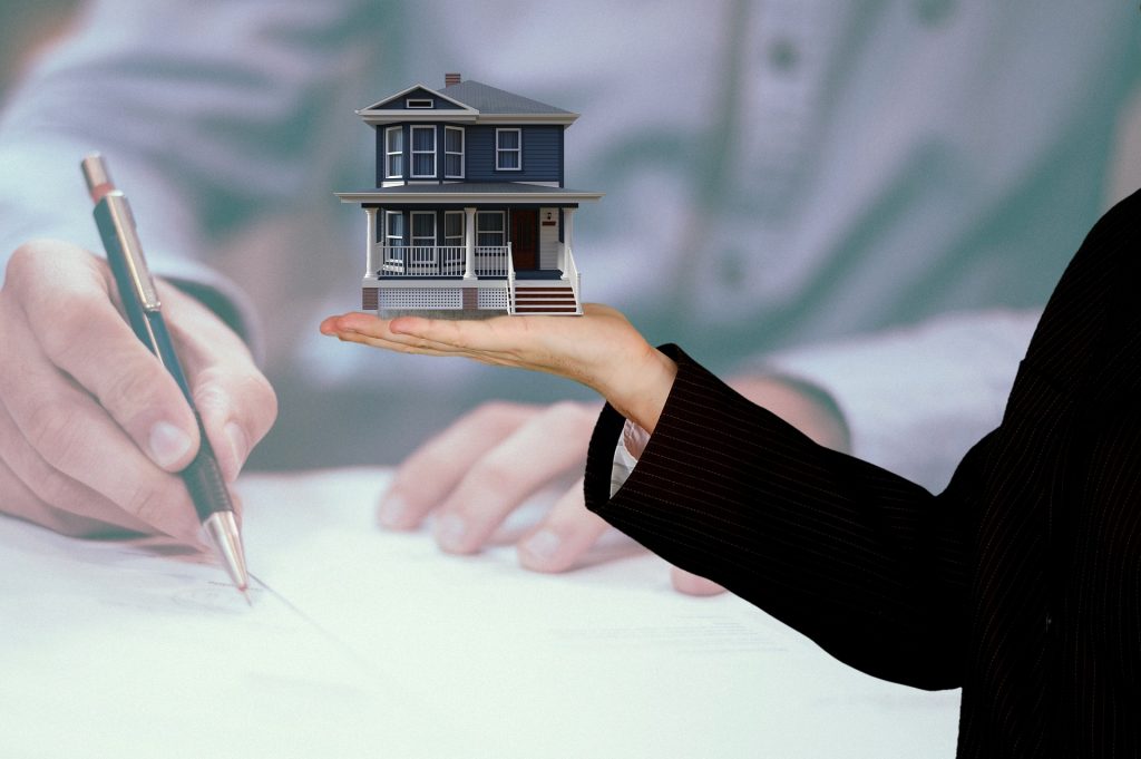 house and advisor